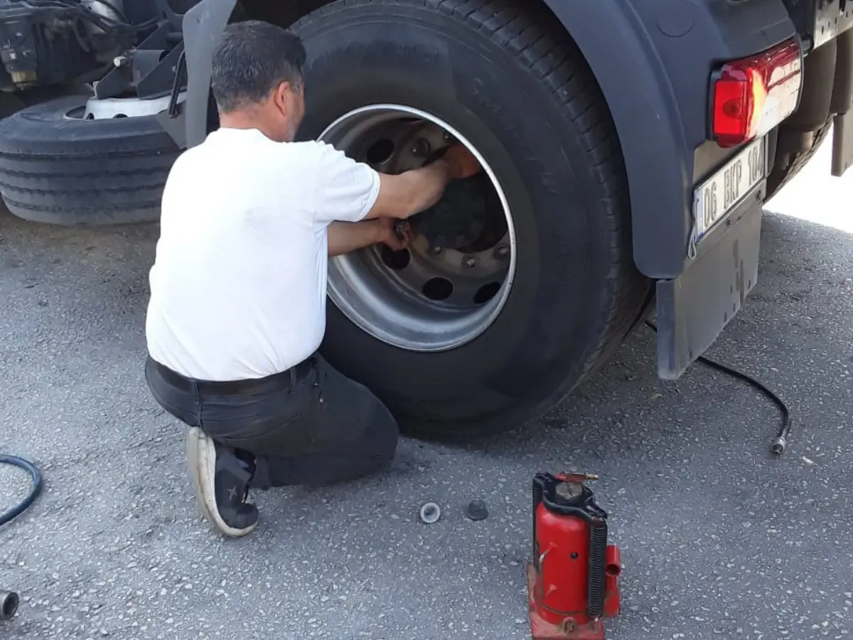 Sarıgöl Oto Lastikçi